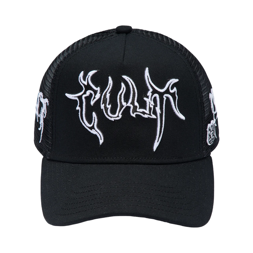 Cult's Mesh Back Trucker Hat "Raven" In Black