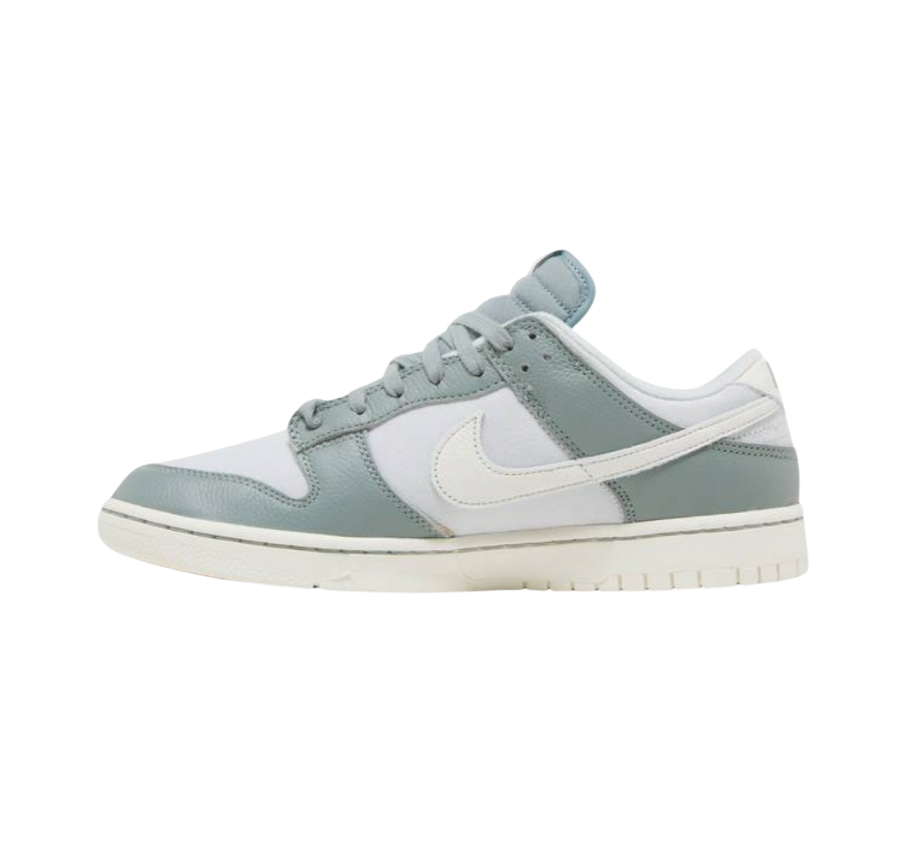 Dunk Low Premium