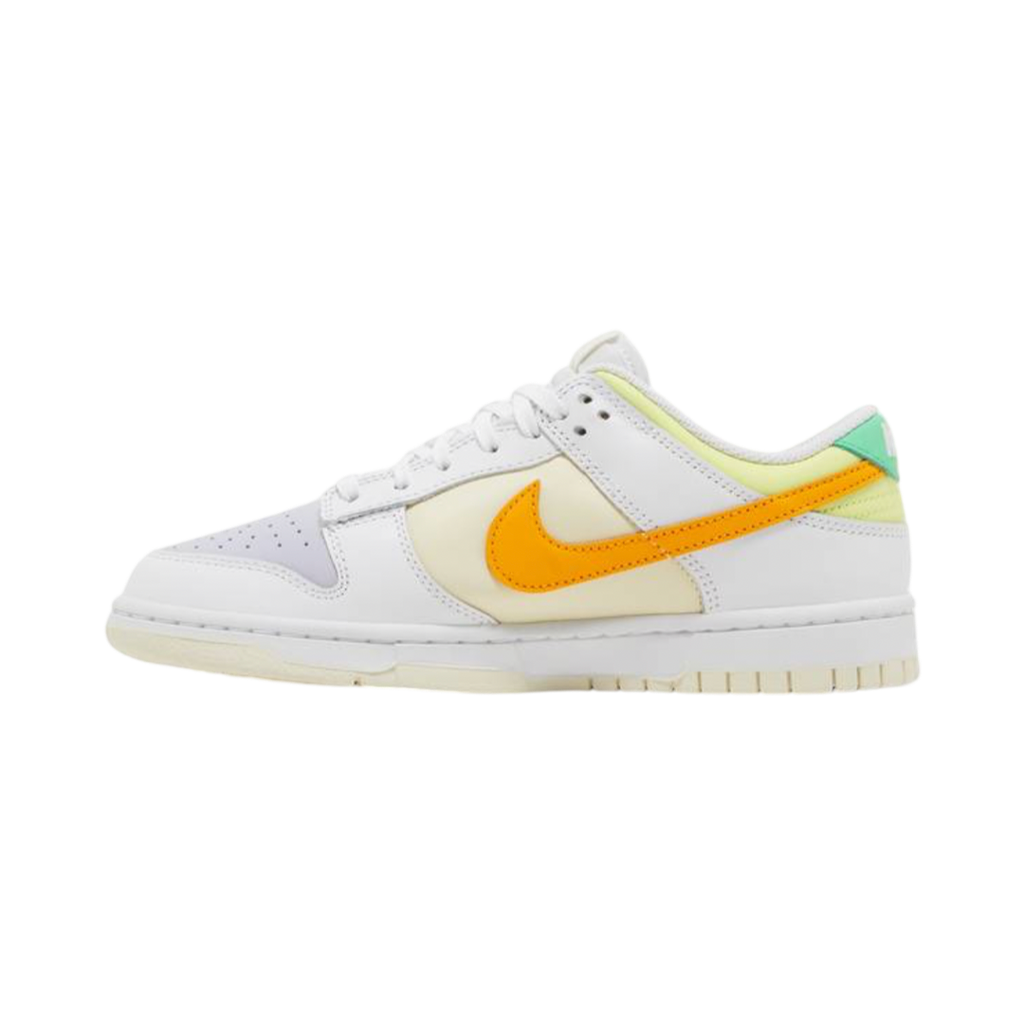 WMNS DUNK LOW