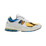 NEW BALANCE 2002R