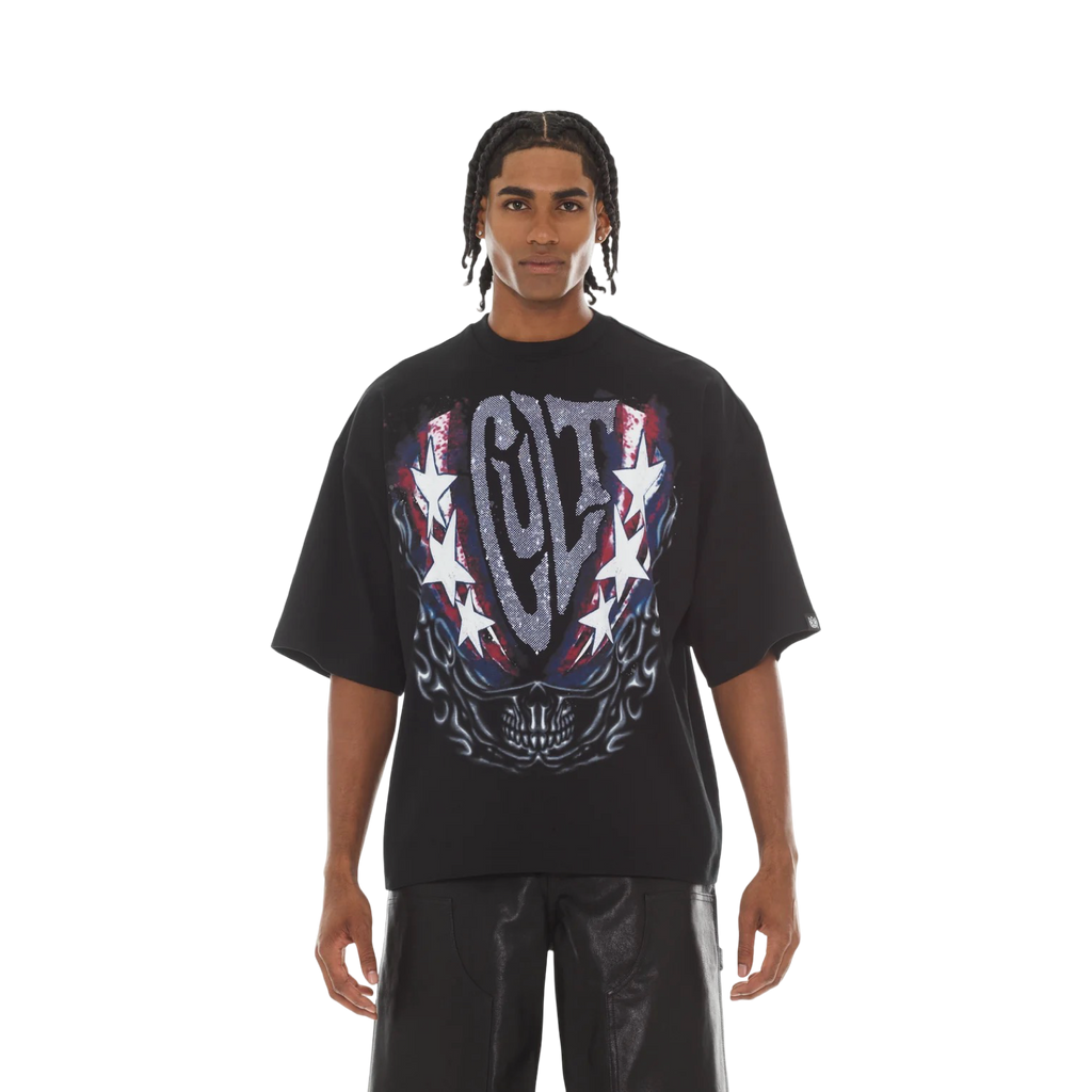 Cult's Oversized Short Sleeve Crew Neck Tee "Living The Dream"